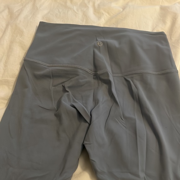Light grey lululemon capri - Picture 2 of 3